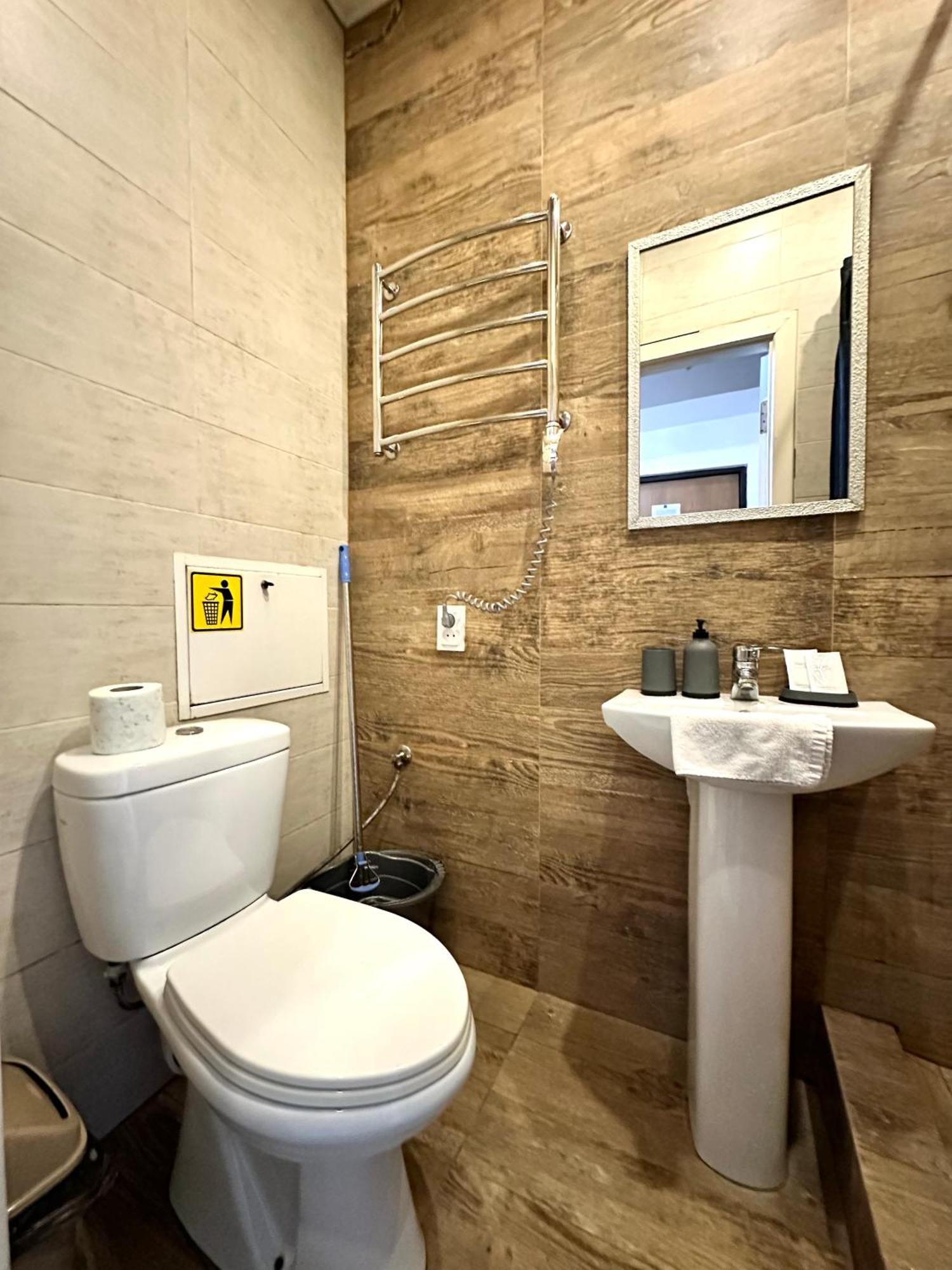 Romantic Apartments-Near Opera House 5/8 Lviv Kültér fotó